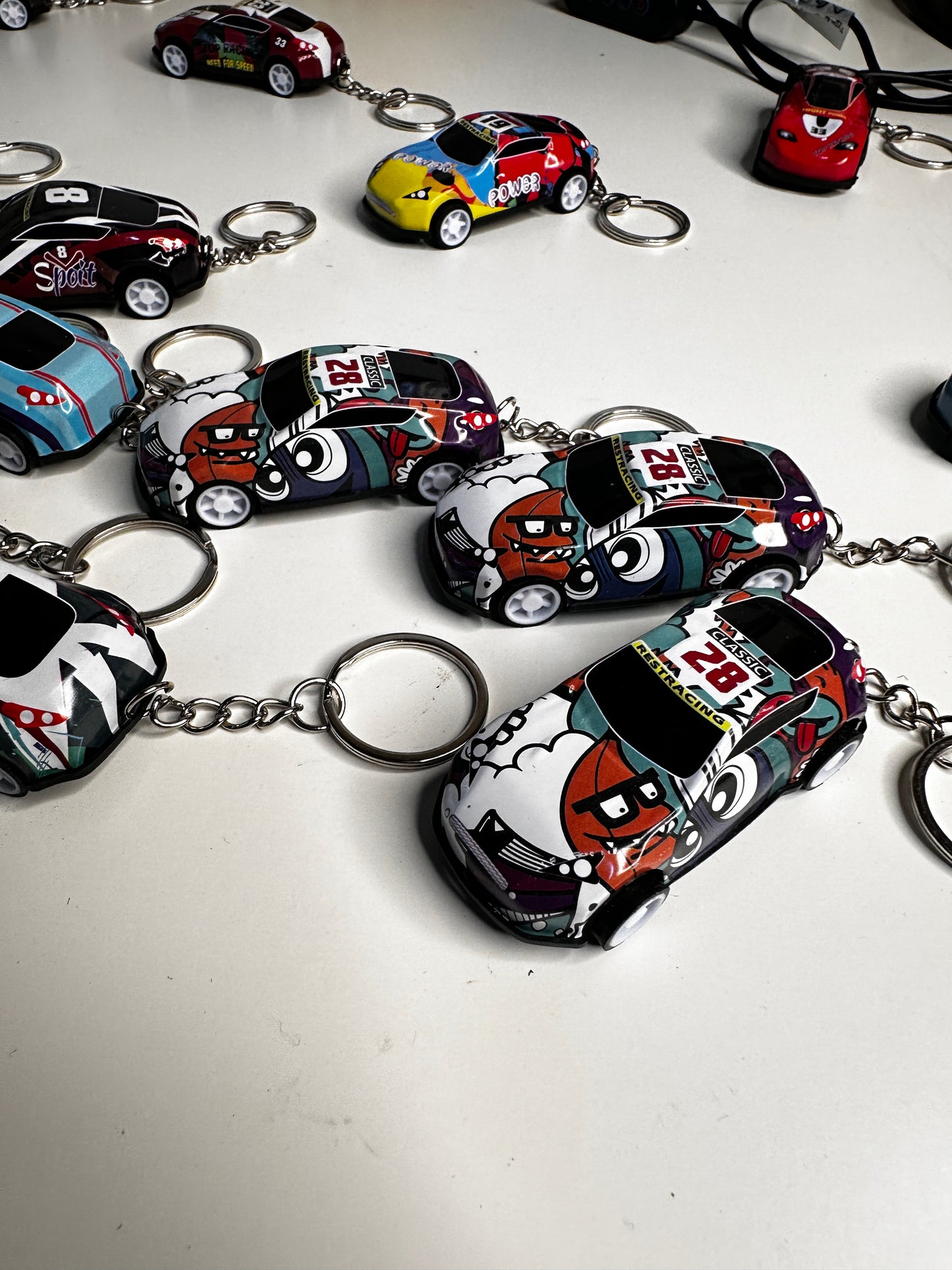 Car keychain - 1 pc (Random)