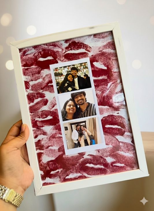 Kiss Photo Frame