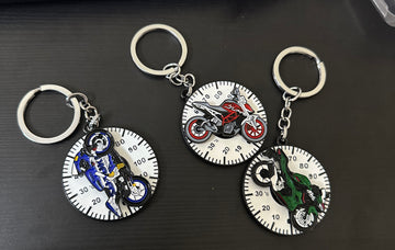 Spinning Bike metal keychain - 1 pc