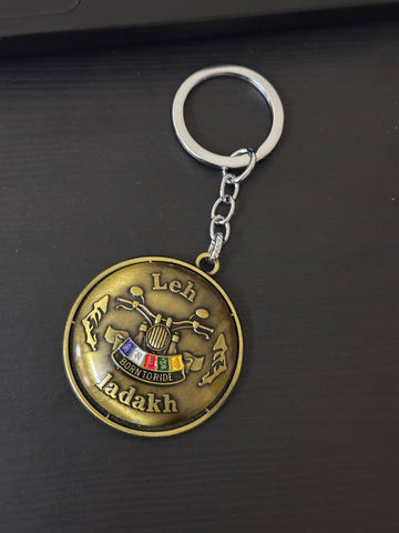 Ladakh spinning metal keychain - 1 pc